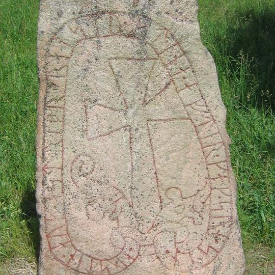 Uppland Runic Inscription 137