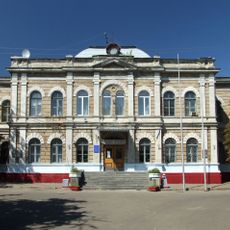 Маріїнська гімназія 1982 р. Будинок, в якому, була школа де навчався В. Хоменко, юний розвідник, учасник підпільної організації «Миколаївський центр» 1941—1942 рр. Пам’ятка історії та архітектури місцевого значення