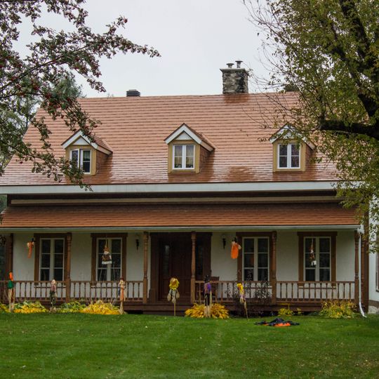 Manoir William-Milburn-Pozer