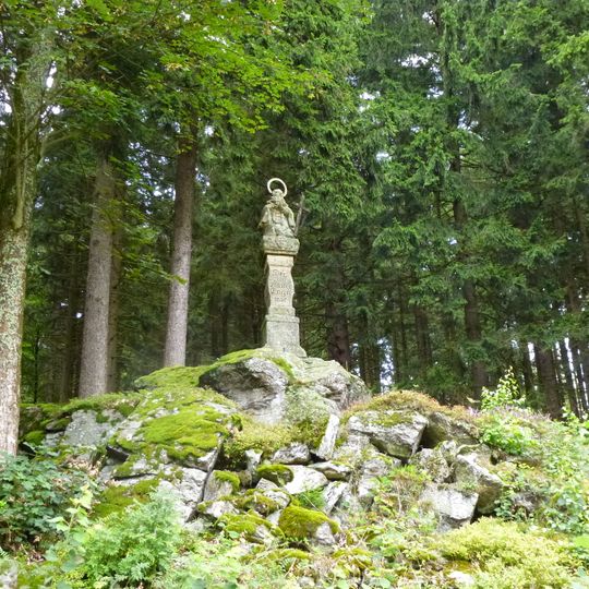 Bildstock mit Figur des Hl. Englmar