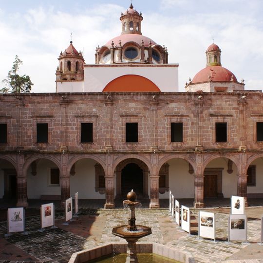 Biblioteca Bosch Vargaslugo