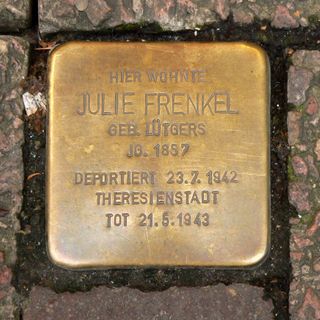 Stolperstein dedicated to Julie Frenkel