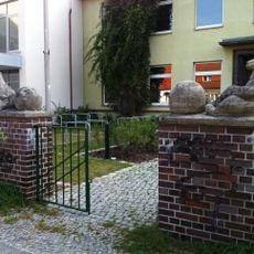 Two bears with balls