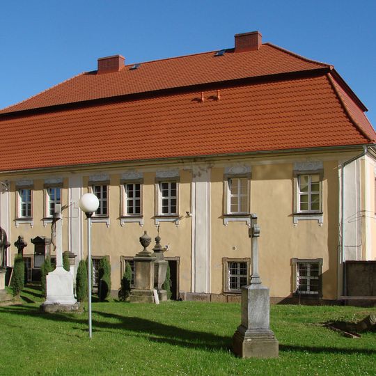 Rectory of Holy Family parish in Chełmsko Śląskie