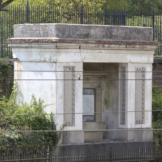 Huskisson Memorial, Newton-le-Willows