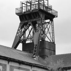 Fosse n° 5 des mines de Meurchin