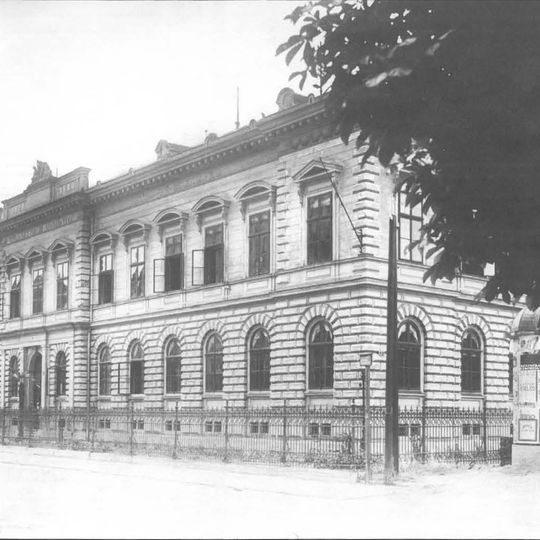 Palača Tomšičeva 5