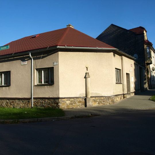 Boží muka na křižovatce ulic Veselská a Jiřího z Poděbrad ve Žďáru nad Sázavou