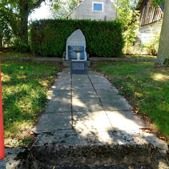 Pomník padlým v Sedmpánech