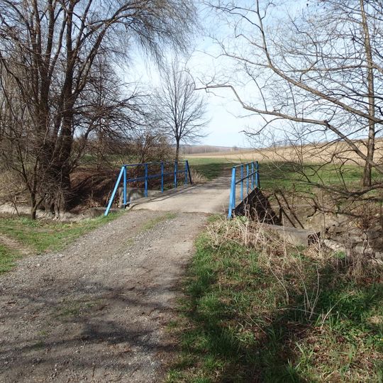 Most přes Okluky u jihovýchodního konce Slavkova