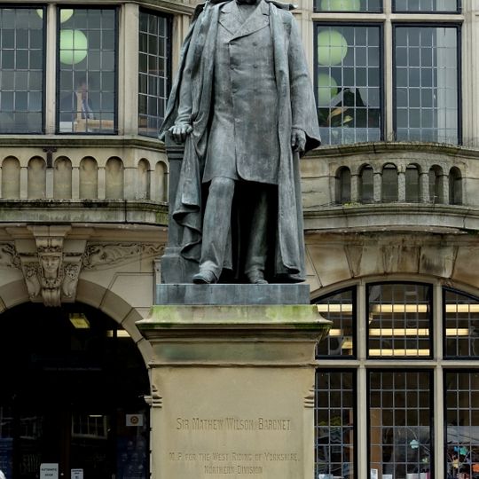 Statue of Sir Matthew Wilson