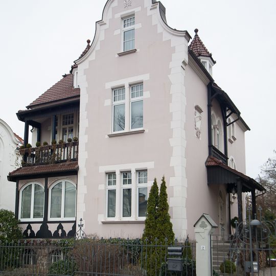Hubertusstraße 2
