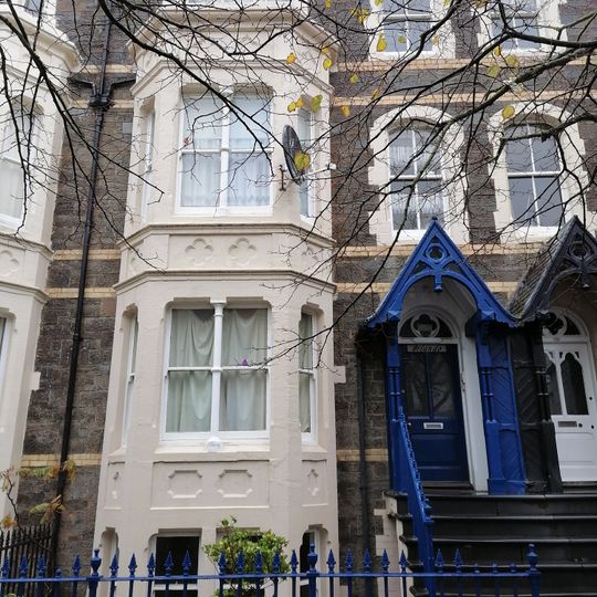 No.17 Queen's Terrace, Queen's Road