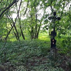 Kříž severně od Radenína (2)