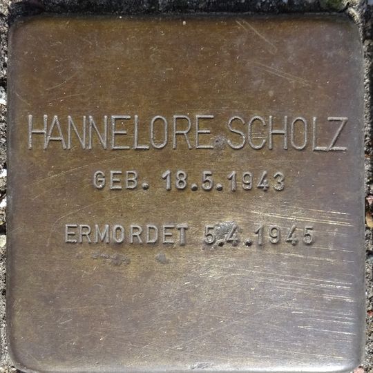 Stolperstein en memoria de Hannelore Scholz