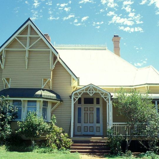 Oak Lodge and Spreydon