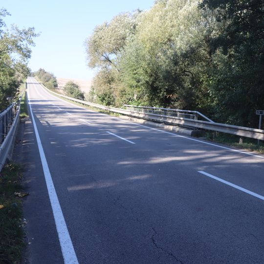 Most silnice I/23 přes Stařečský potok u Čechočovic