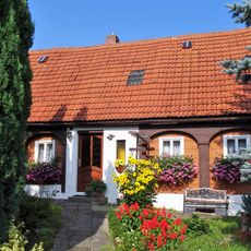 Karl-Liebknecht-Straße 10