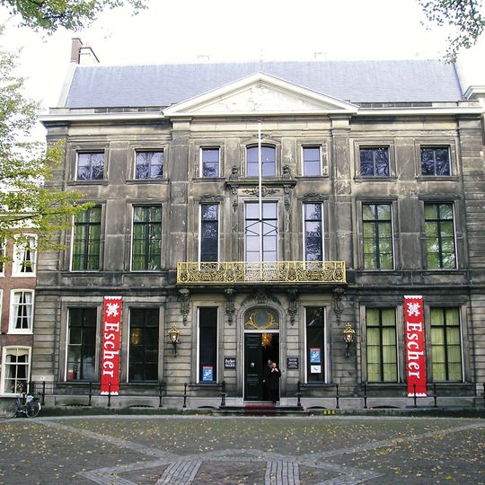 Lange Voorhout Palace