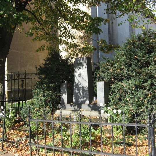 Památník osvobození v květnu 1945 u kostela svatého Martina ve Vidimi