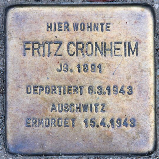 Stolperstein à la mémoire de Fritz Cronheim