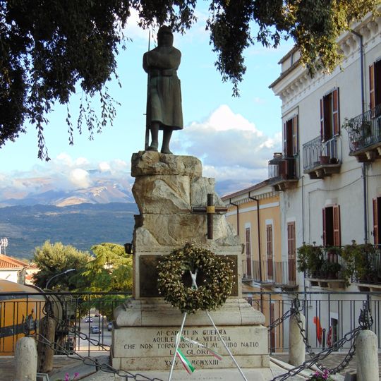 Monumento ai caduti a Tocco da Casauria