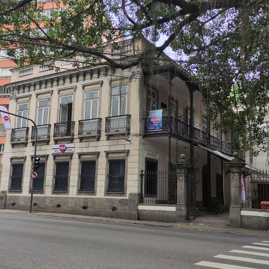 Edifício à rua das Laranjeiras, nº 308