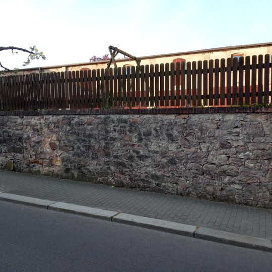 Mauer, Keller und Verbindungsgang Freiberger Straße 40