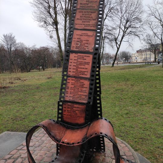 Pomnik Festiwalu Polskich Filmów Fabularnych