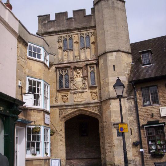 Penniless Porch, Wells