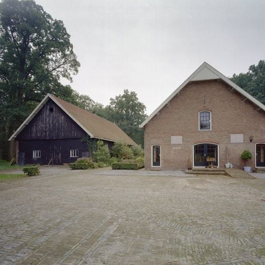Wallsteyn: boerderij met schuur