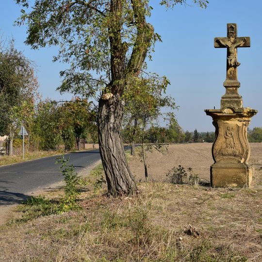 Kamenný kříž na východním okraji Strkovic