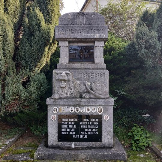 Pomník padlým v Oboře