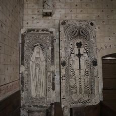 Dalles funéraires d'Olivier de la Chapelle et d'Arthuse de Melun