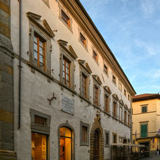 Palazzo Alberti