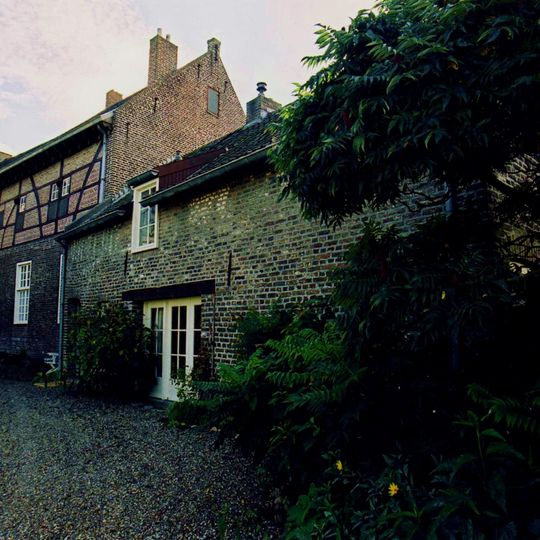 Hasselholt Castle: half-timbered house