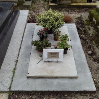 Grave of Chelton