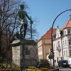 Kriegerdenkmal Schraderstraße