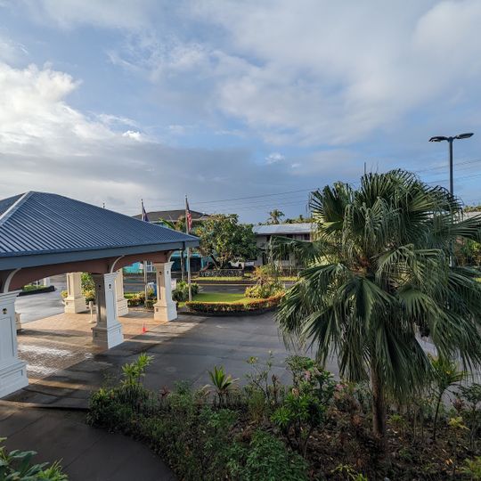 Tradewinds Hotel