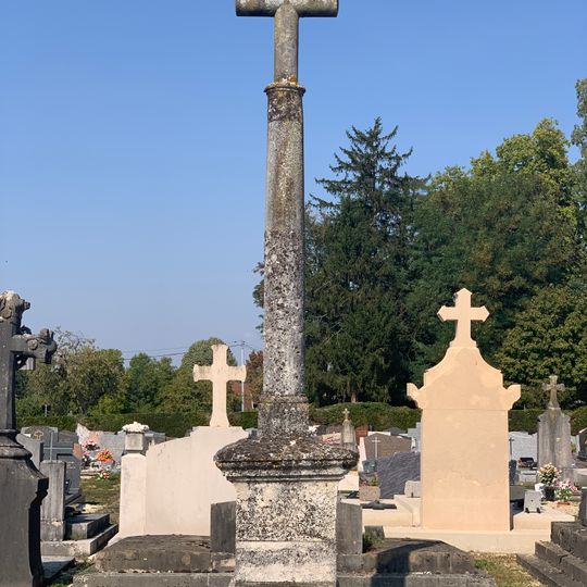 Cemetery cross of Saint-Jean-sur-Reyssouze