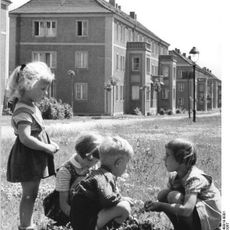 Mietshäuser Essener Straße 77; 79; 81; 83; 85; 87; 89; 91; 93; 95; 97; 99; 101; 103; 105; 107; 109; 111; 113