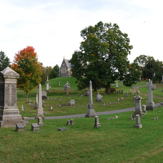 Oakwood Cemetery