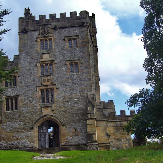 Stableblock And Tea Room To Haddon Hall