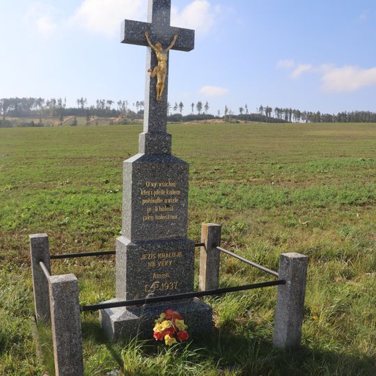 Kříž u silnice 410 u Římova