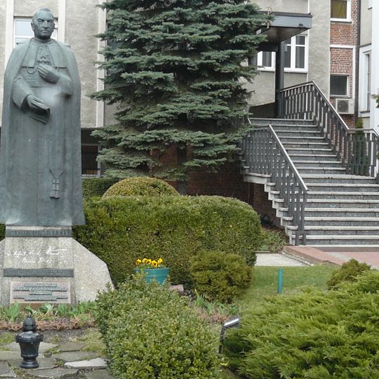 Pomnik Augusta Hlonda w Poznaniu