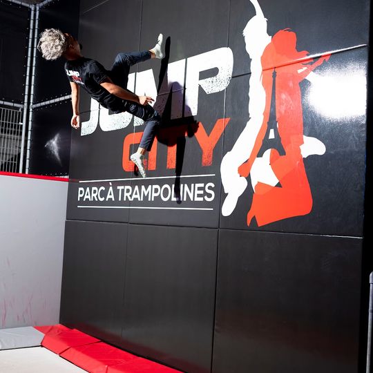 Jump city Trampoline Parc 95