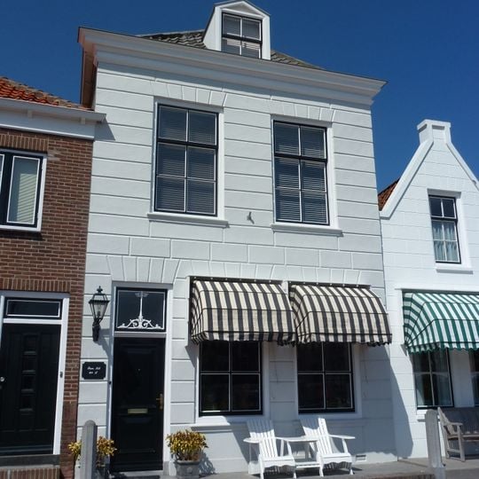 Haven Noordzijde 17, Brouwershaven