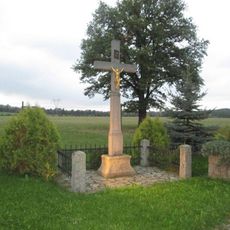 Kříž západně od Lidmovic