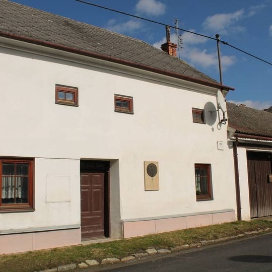 Pamětní deska Jana Čepa v Myslechovicích