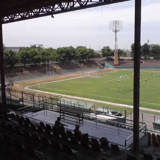 Stadion Gelora 10 November